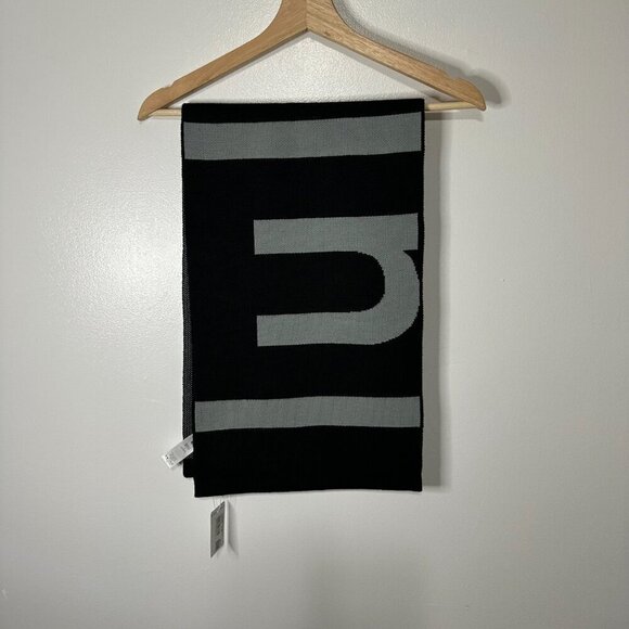 NWT Lululemon Wool-Blend Knit Logo Scarf - Picture 6 of 6